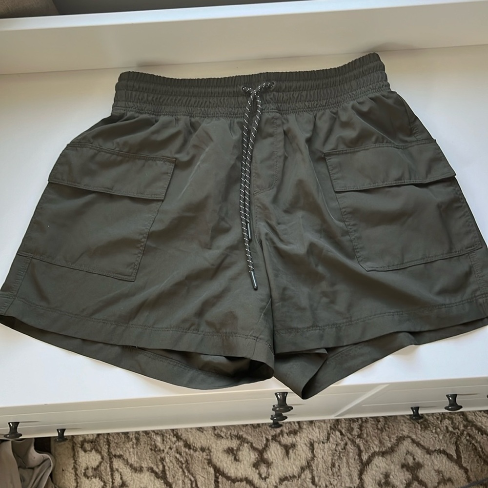 Old Navy StretchTech Active Shorts - Dry Quick
